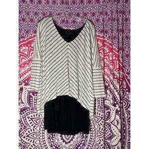 White House Black Market Shirt V Neck XL Striped